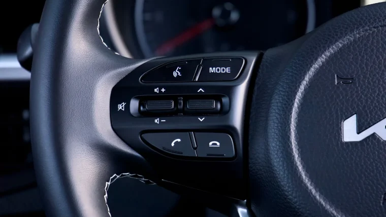 Adaptive Cruise vs Regular Cruise Control