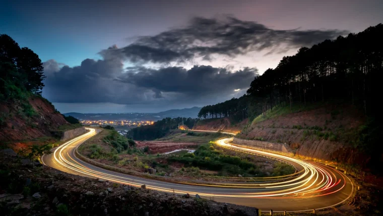How Lane Centering Handles Curves